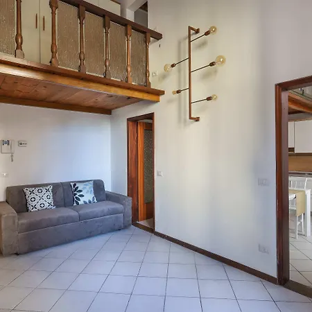 Santa Maria Novella Bright And Modern Apartment-2
