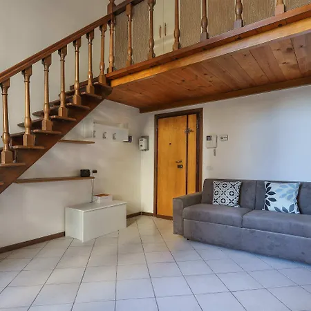 Santa Maria Novella Bright And Modern Apartment-2